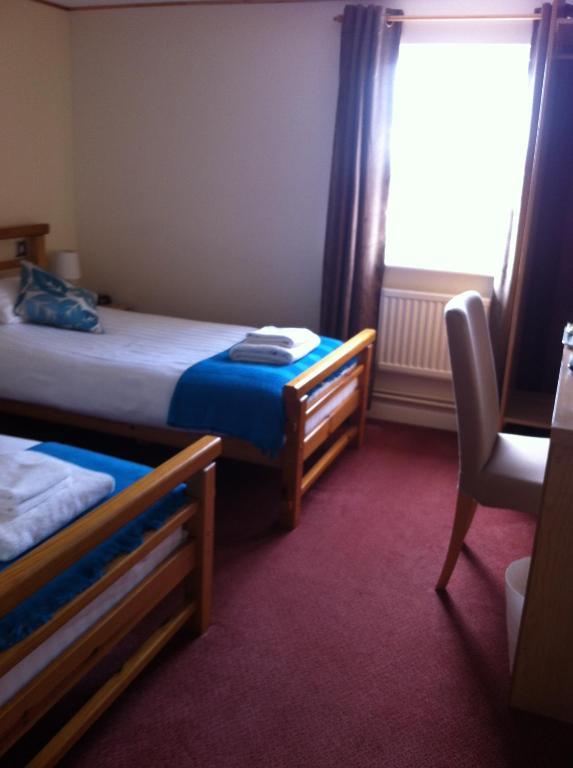 The Leaking Well Bed & Breakfast Dunhampton Стая снимка